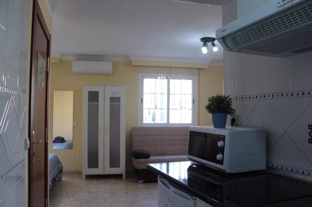 Nice And New Studio With Balcony Close To The City 2ºb Malaga Luaran gambar